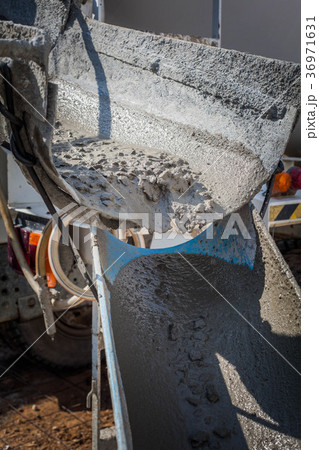 concrete from truck 36971631