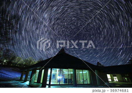 星降る夜 36974681
