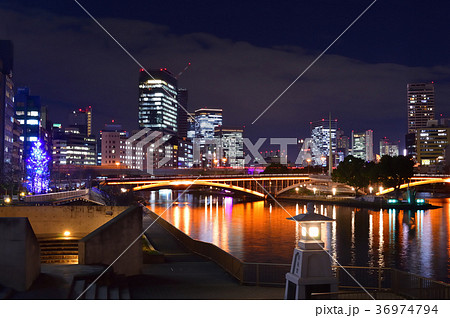 大阪　天満橋周辺の夜景 36974794