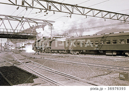 昭和43年　蒸気機関車D51　米原駅　滋賀県 36976393