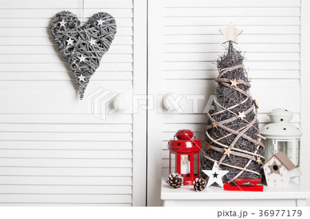 Christmas decoration on door background Christmas decoration on door background 36977179