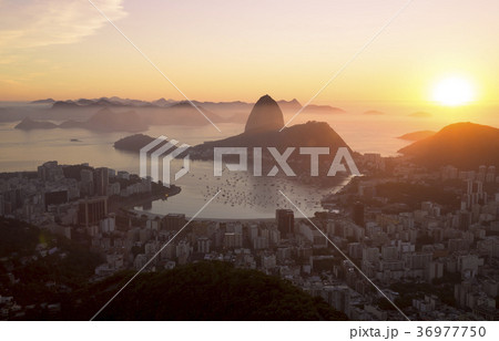 Rio de Janeiro city and Sugarloaf mountain, Brazil 36977750