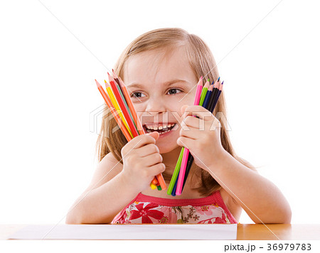 Girl drawing 36979783