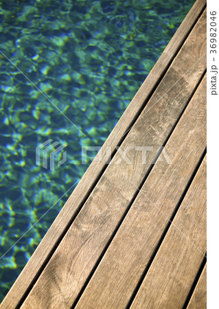 Swimming pool 36982046