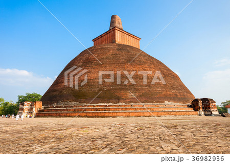 Jethawanaramaya Stupa in Anuradhapura 36982936