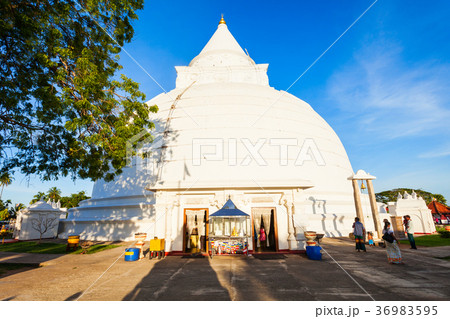 Tissamaharama Raja Maha Vihara Tissamaharama Raja Maha Vihara 36983595