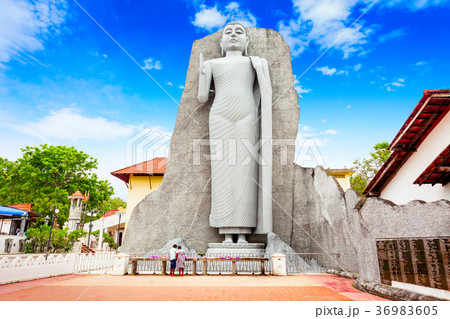 Uthpalawanna Sri Vishnu Devalaya 36983605