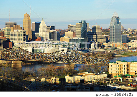 View of the Cincinnati, Ohio skyline View of the Cincinnati, Ohio skyline 36984205