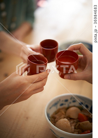 日本酒、乾杯 日本酒、乾杯 36984683