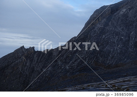 キナバル山 36985096