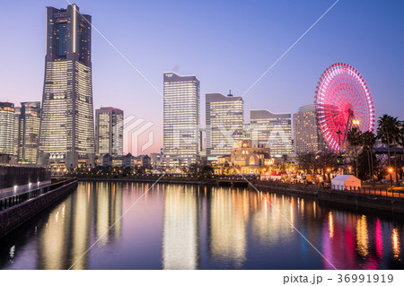 万国橋からの横浜夜景 万国橋からの横浜夜景 36991919