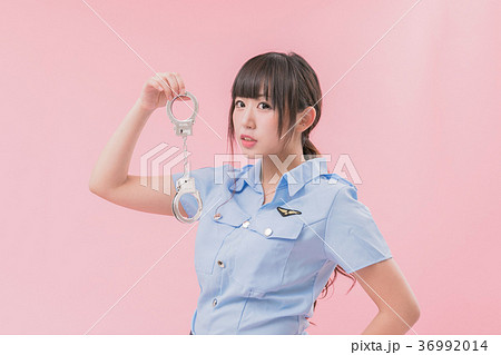 女性警官コスプレ　手錠 36992014