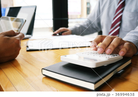 Accountant verify the business and saving money  36994638