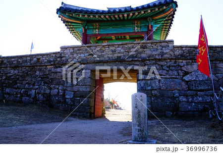 釜山　金井山城　北門 36996736