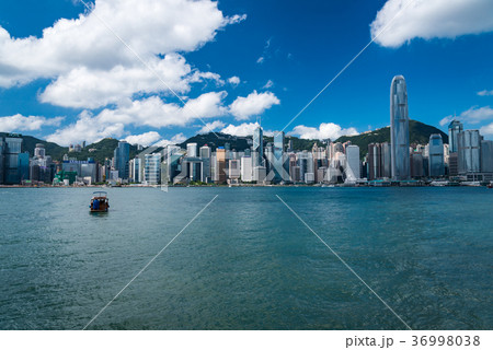 九龍半島から望む香港の風景 36998038