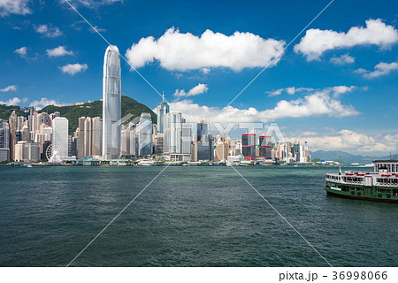 九龍半島から望む香港の風景 36998066