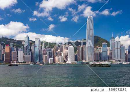 九龍半島から望む香港の風景 九龍半島から望む香港の風景 36998081