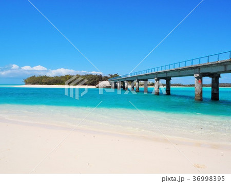 ウベア島 36998395