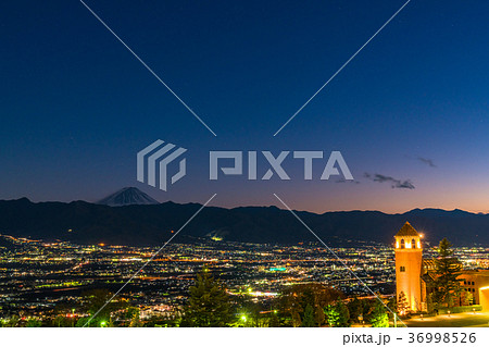 《山梨県》新日本三大夜景・笛吹川フルーツ公園の夜景 《山梨県》新日本三大夜景・笛吹川フルーツ公園の夜景 36998526