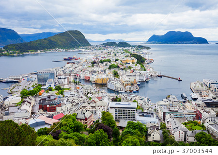 Alesund aerial panoramic view 37003544