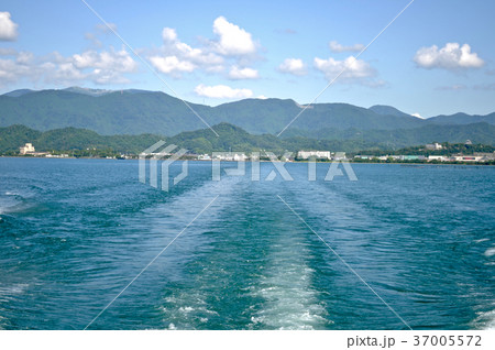 彦根発の琵琶湖の写真 37005572