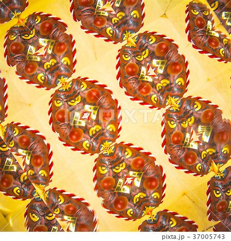 デザイン素材　妙義山 37005743