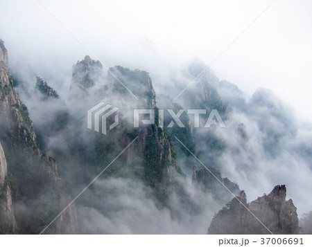 中国の名山　黄山 37006691