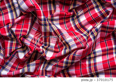Red Checkered Fabric Background Texture. 37010175
