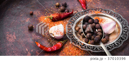 Big set of spices 37010396