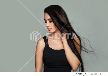 Beautiful Girl Fashion Model with Long Hair Beautiful Girl Fashion Model with Long Hair 37013180