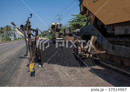 An asphalt machine An asphalt machine 37014967