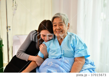 Patient Concept, Grandma's in the hospital, Waiting for someone 37015673