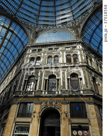 Galleria Umberto I, Naples / ナポリ・ウンベルト1世のガッレリア 37018568