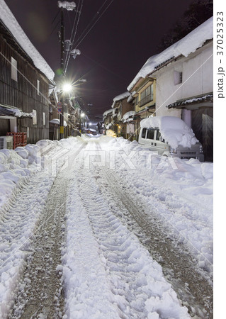 京都 記録的大雪の伊根の写真素材