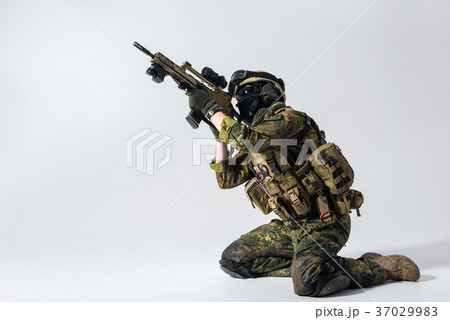 Serious peacemaker firing with weapon 37029983