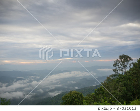 Beautiful cloudy weather in mountains 37031013