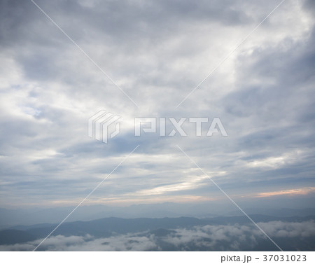 Beautiful cloudy weather in mountains 37031023