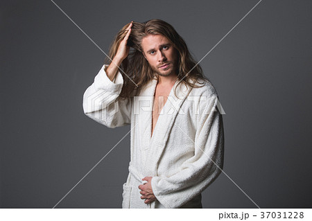 Carefree male styling long hair 37031228