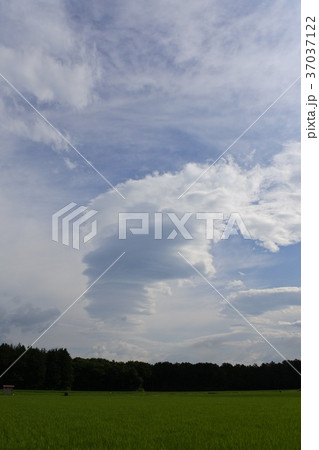 つむじのような雲 37037122