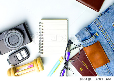 Travel Planning accessories, Airplane, wallet,sun 37041388