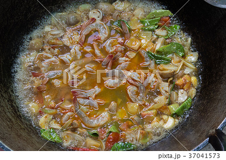 Tom Yum Kung Tom Yum Kung 37041573
