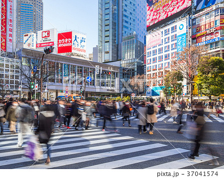 渋谷スクランブル交差点 37041574