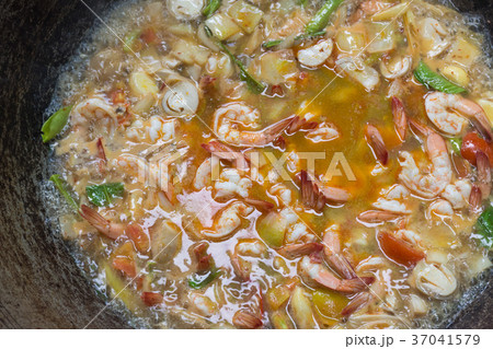 Tom Yum Kung 37041579