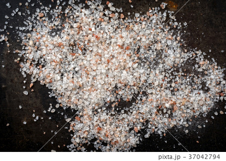 Himalaya rock salt 37042794