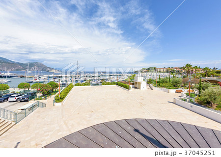 Daylight sunny view to port of Beaulieu-sur-Mer 37045251