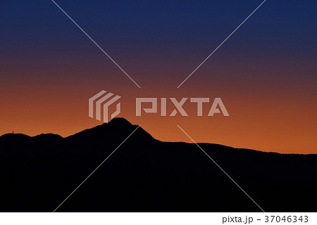 金時山 夕景 神奈川県秦野市 金時山 夕景 神奈川県秦野市 37046343