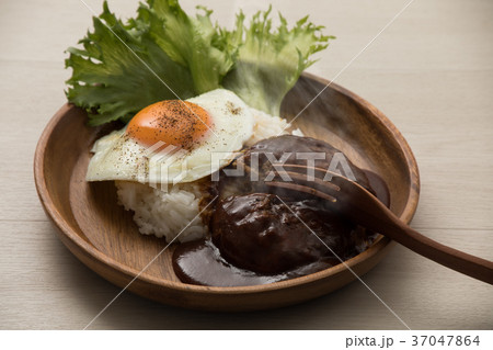 ロコモコのランチ 37047864