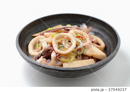 烏賊の炒め物、いかと竹の子の辛味炒め 37049237