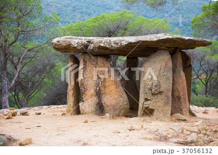 Dolmen de Pedra Gentil 37056132