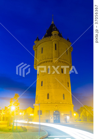 Night view of Water Castle, Drobeta Turnu-Severin 37056367